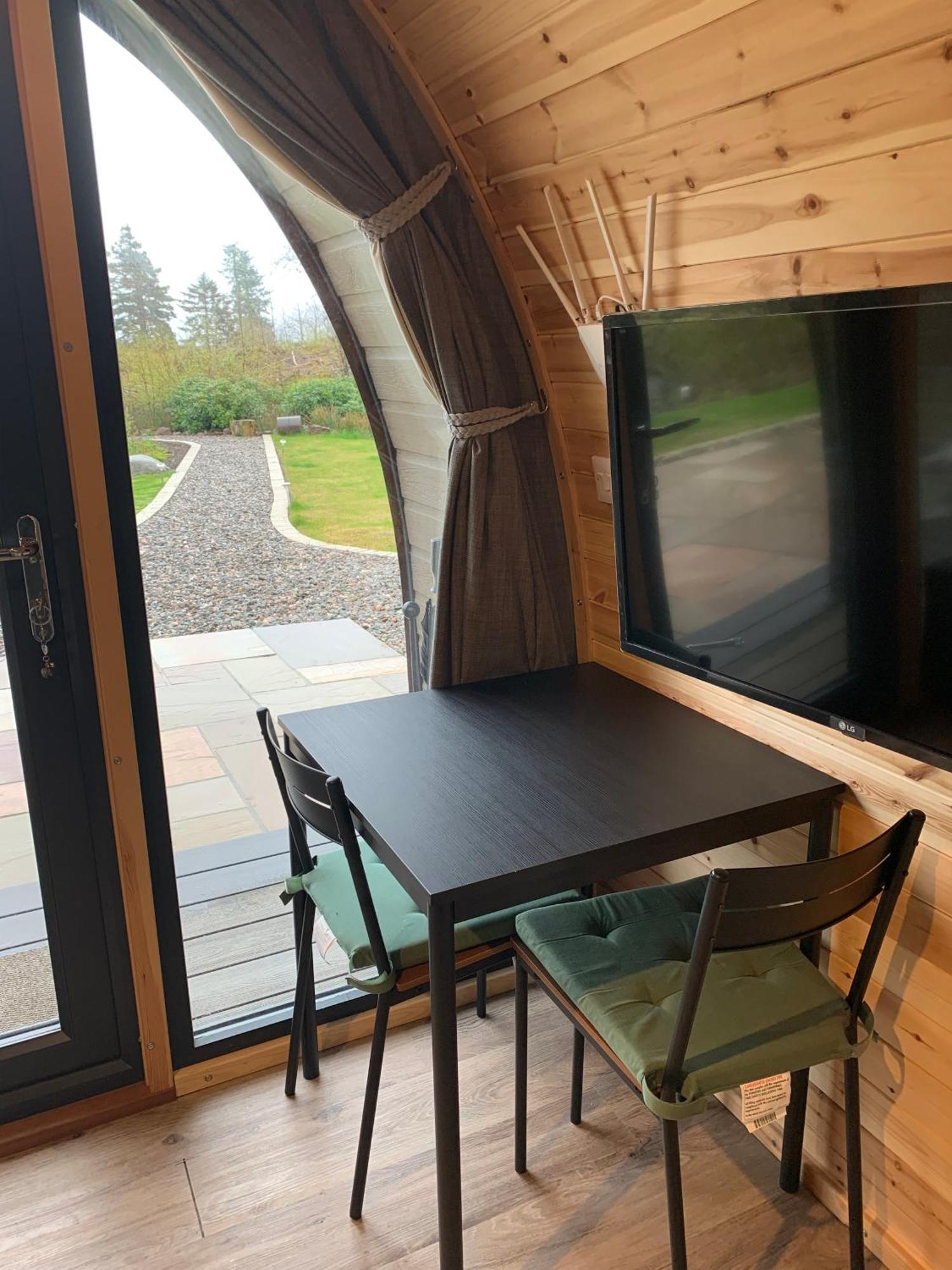 Red Squirrel Pod With Hot Tub Βίλα Oban Εξωτερικό φωτογραφία